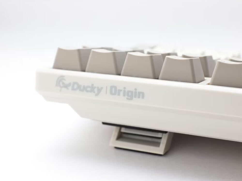 UK Ducky origin vintage mechanical gaming keyboard