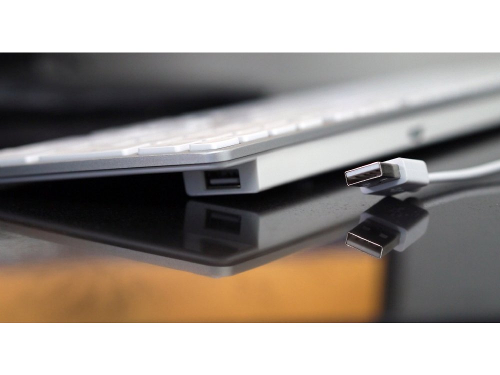 Matias aluminum wired mac keyboard UK
