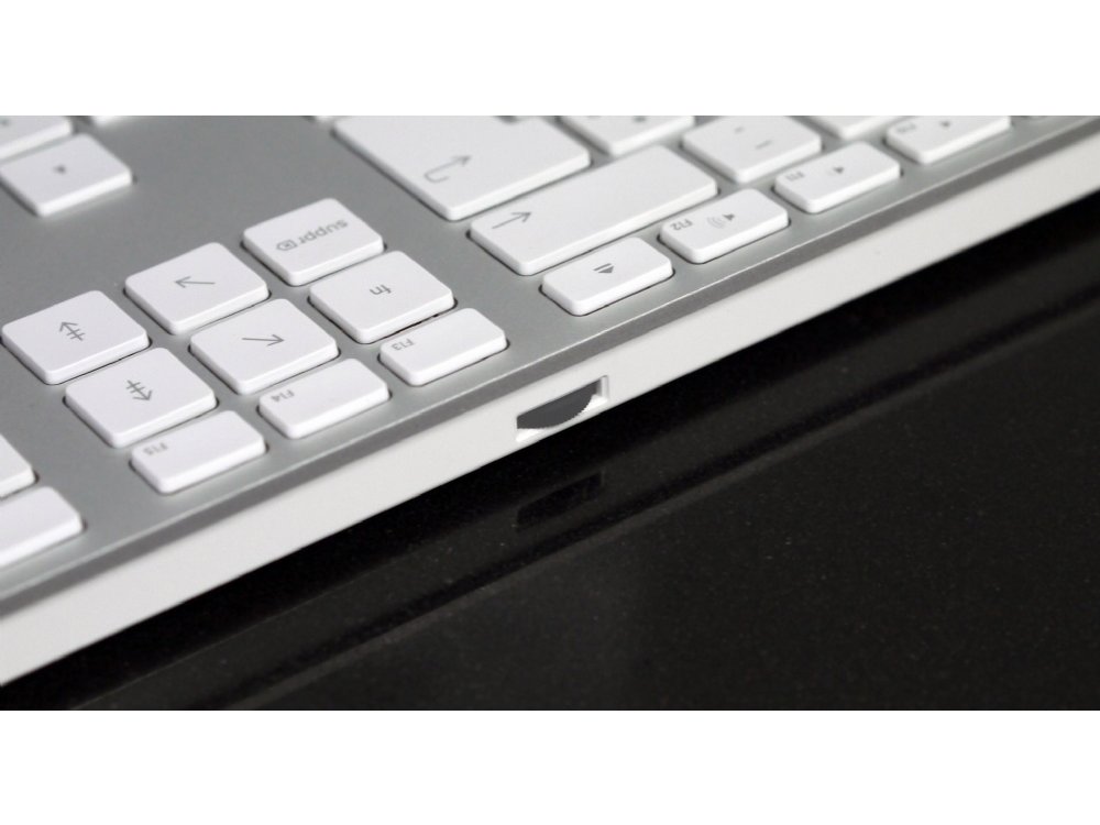 Matias aluminum wired mac keyboard UK