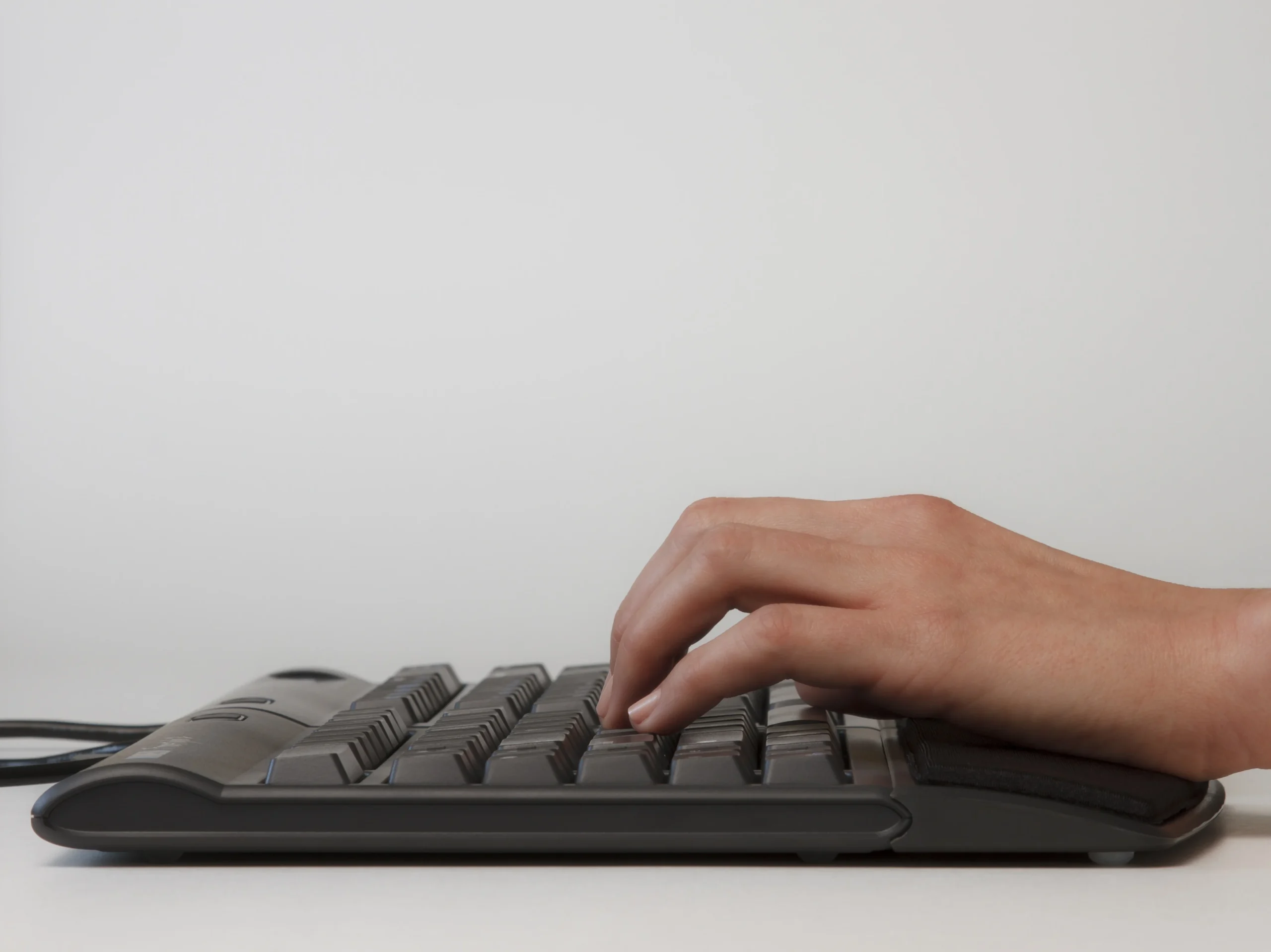 Kinesis Freestyle2 UK Keyboard - Image 6