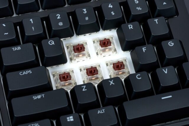Kinesis Gaming Freestyle Edge RGB+ Keyboard - Image 6